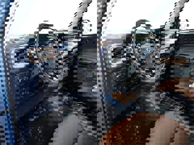 Certified 2022 Ford Maverick Lariat w/ Equipment Group 500A Standard image 17