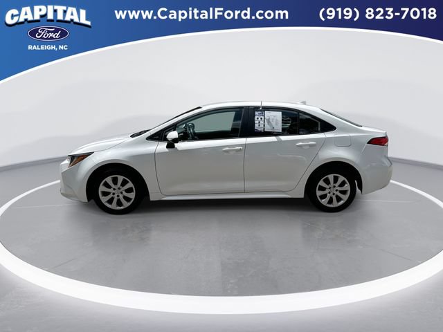 Used 2024 Toyota Corolla LE FWD image 5