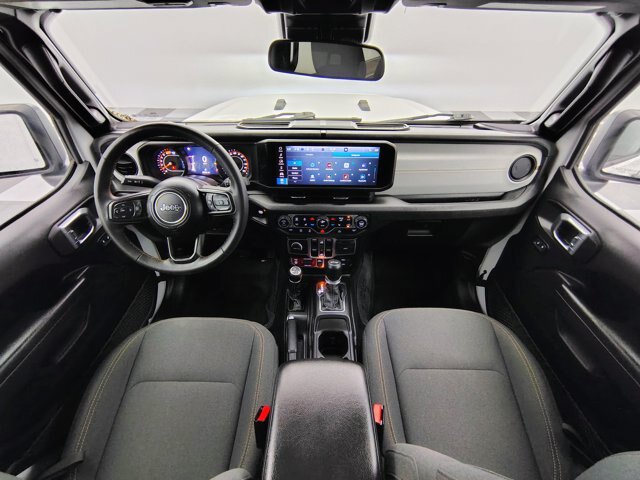 Used 2024 Jeep Wrangler Unlimited Sport AWD/4WD image 2