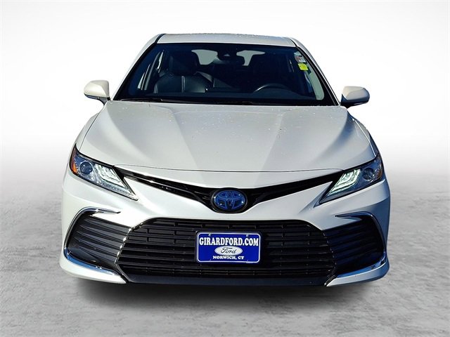 Used 2021 Toyota Camry XLE image 2