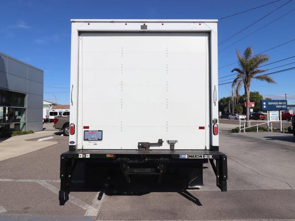 Certified 2024 Ford E-450 and Econoline 450 Super Duty w/ Power Windows & Locks Group RWD image 12