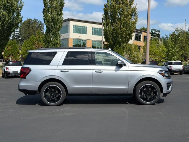 Certified 2024 Ford Expedition Limited AWD/4WD image 3
