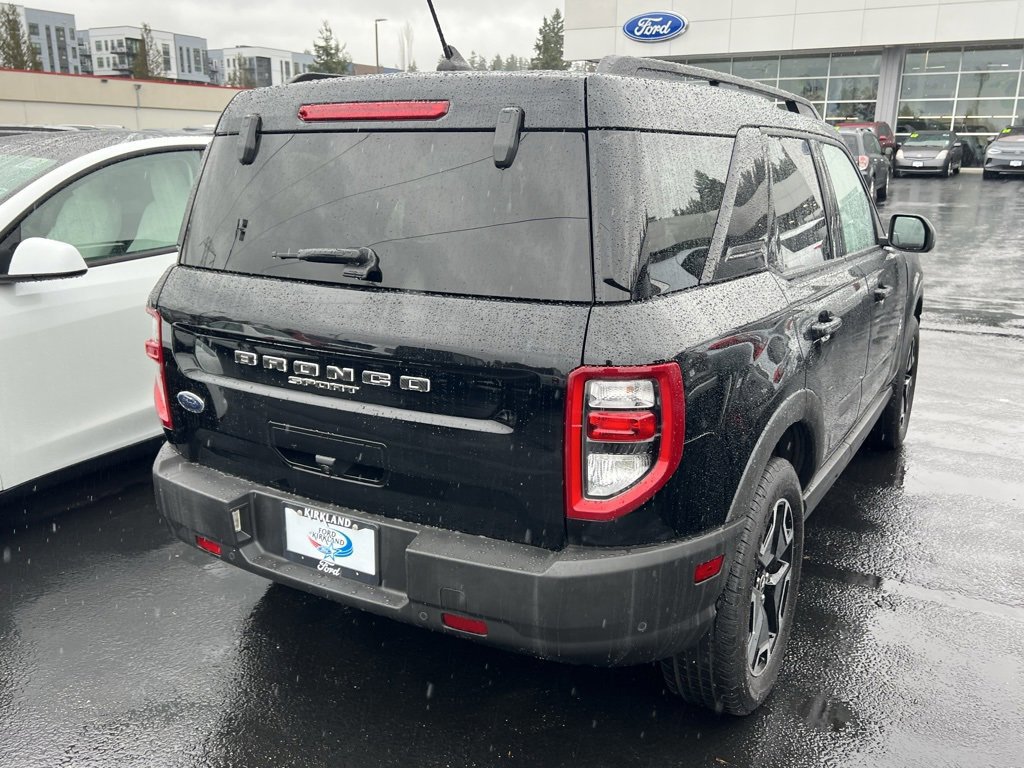 Certified 2021 Ford Bronco Sport Outer Banks w/ Outer Banks Package (96D) image 4