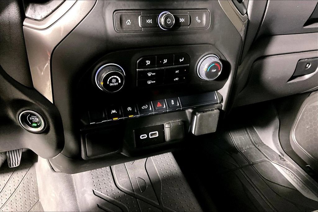 Used 2025 Chevrolet Silverado 1500 Custom image 24