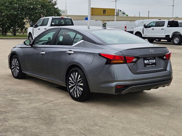 Used 2025 Nissan Altima 2.5 SV FWD image 5