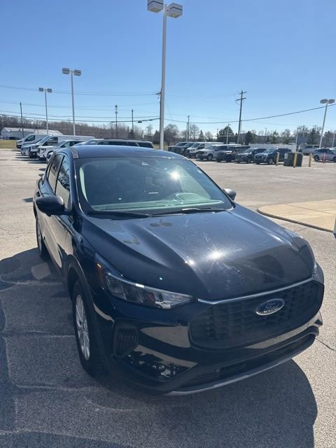 Certified 2023 Ford Escape Active image 3