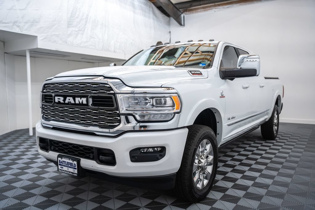 Used 2023 RAM 3500 Limited AWD/4WD image 3