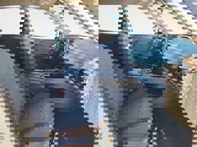 Used 2023 Nissan Rogue SV image 15