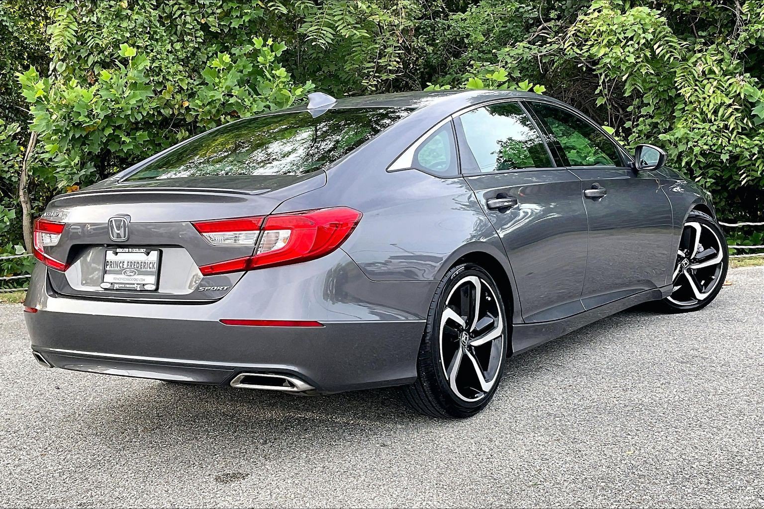 Used 2019 Honda Accord Sport image 13