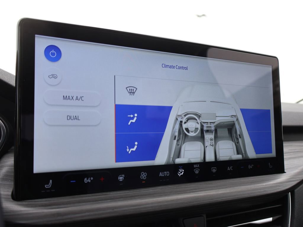 Certified 2025 Ford Escape Platinum image 36