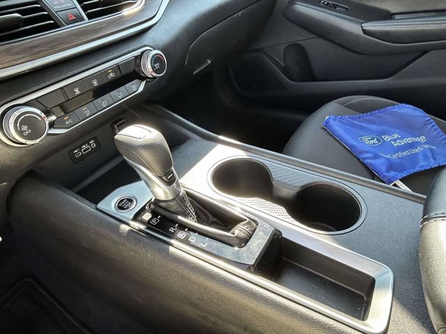 Used 2025 Nissan Altima 2.5 SV FWD image 14