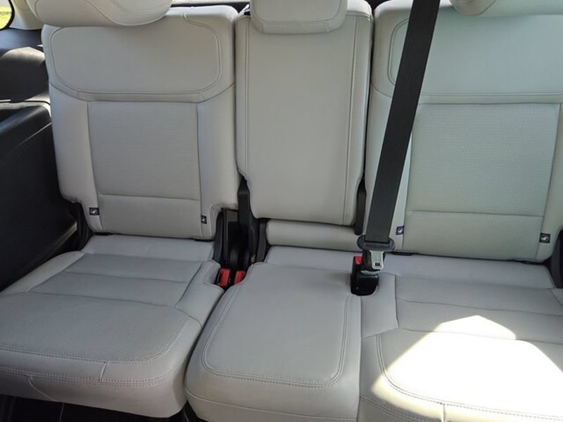 Certified 2025 Ford Expedition Platinum AWD/4WD image 8