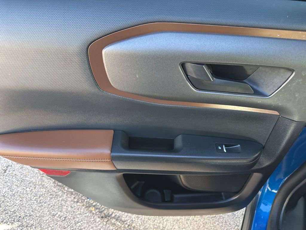 Certified 2025 Ford Bronco Sport Outer Banks image 24