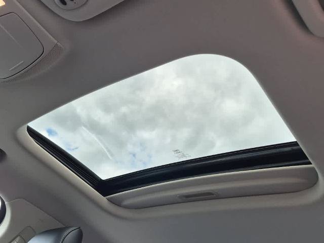 Certified 2017 Ford Fusion Titanium FWD image 12