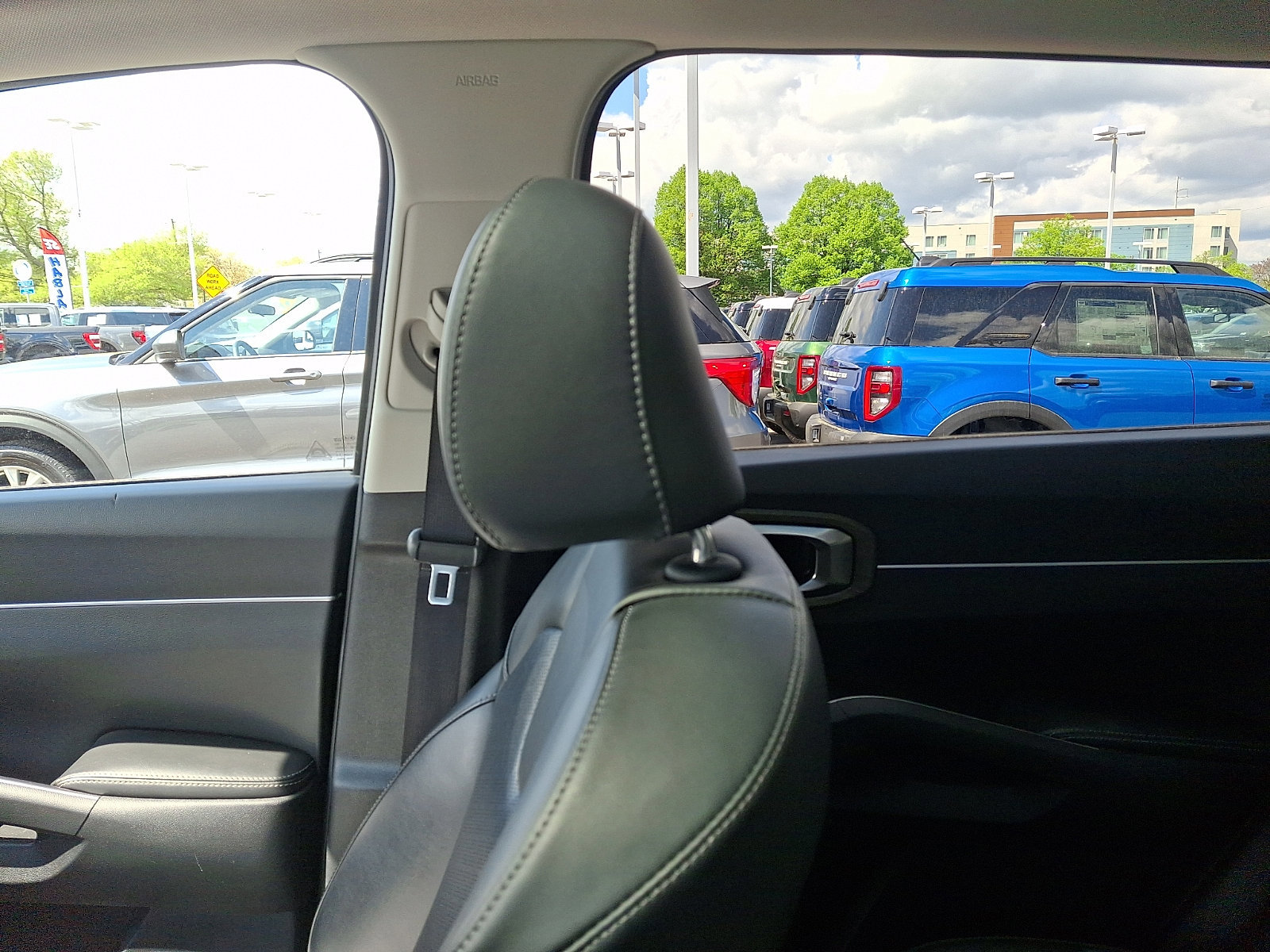 Used 2021 Kia Sorento EX w/ EX AWD X-Line Package image 16