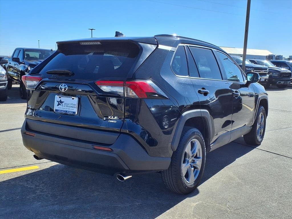 Used 2024 Toyota RAV4 XLE image 2