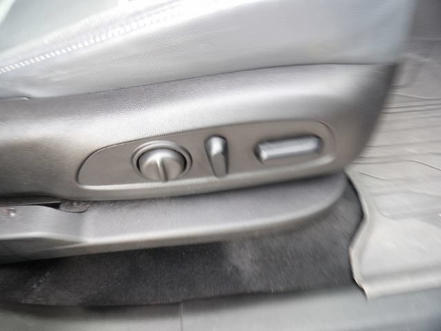 Used 2018 Chevrolet Traverse LT FWD image 35