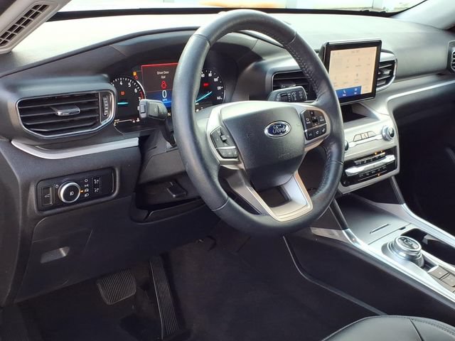 Certified 2024 Ford Explorer XLT w/ Equipment Group 202A AWD/4WD image 20