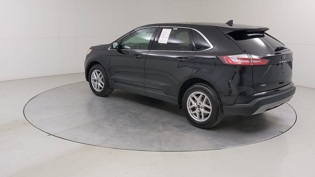 Certified 2024 Ford Edge SEL w/ Convenience Package AWD/4WD image 16