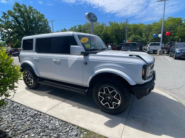Certified 2025 Ford Bronco Outer Banks AWD/4WD image 10