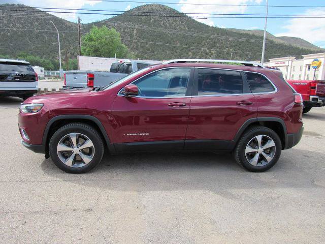 Used 2020 Jeep Cherokee Limited w/ Technology Group AWD/4WD image 3