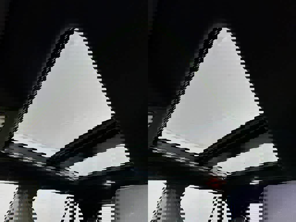 Used 2020 Toyota RAV4 XSE image 32