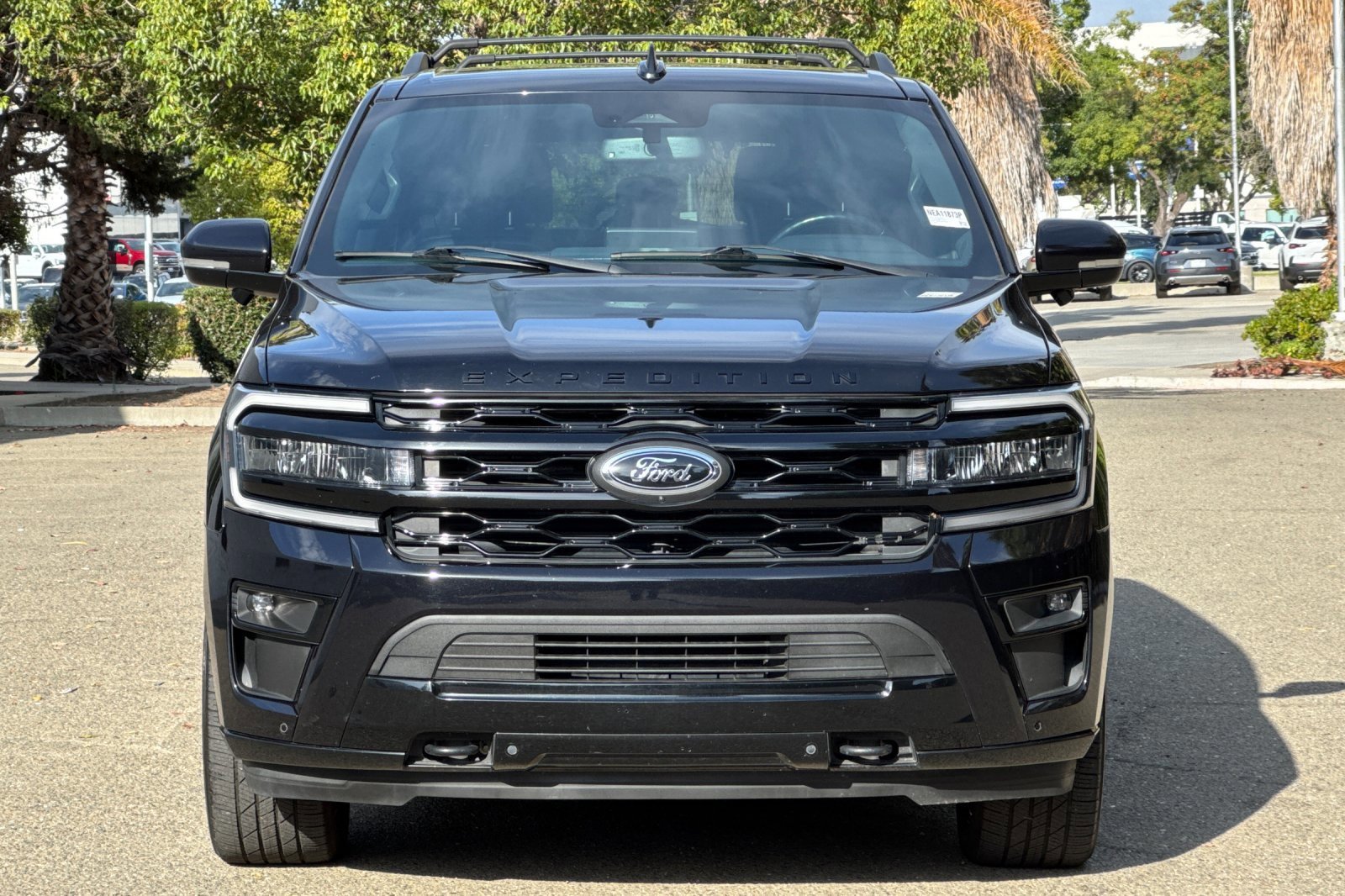 Certified 2022 Ford Expedition Limited image 8