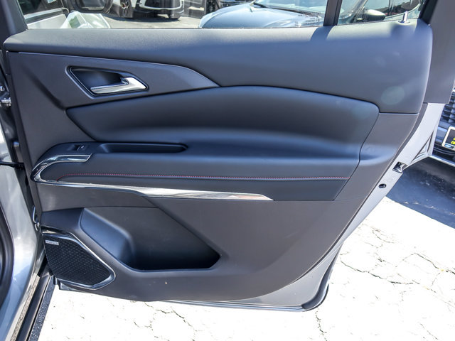 Used 2026 Chevrolet Traverse RS AWD/4WD image 27