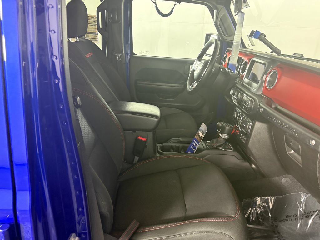 Used 2019 Jeep Wrangler Unlimited Rubicon AWD/4WD image 33