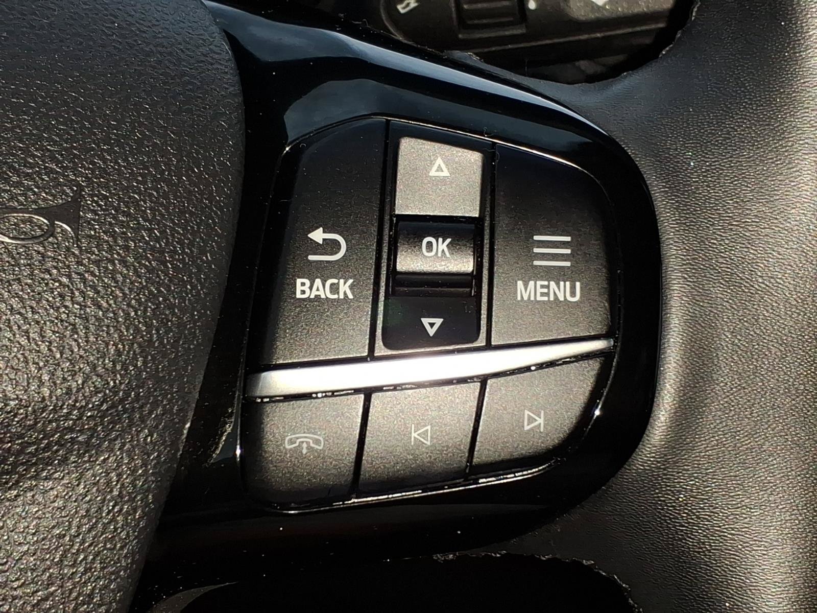 Certified 2023 Ford Escape Active AWD/4WD image 24