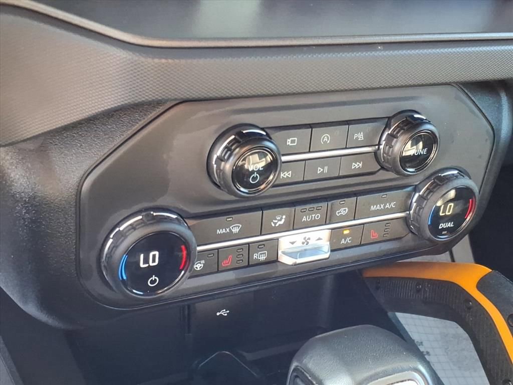 Certified 2024 Ford Bronco Badlands image 20