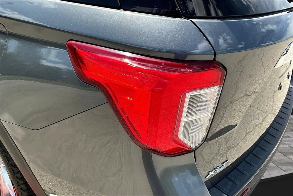 Certified 2022 Ford Explorer XLT AWD/4WD image 22