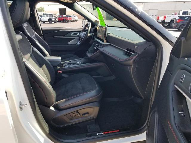 Certified 2025 Ford Explorer ST AWD/4WD image 17