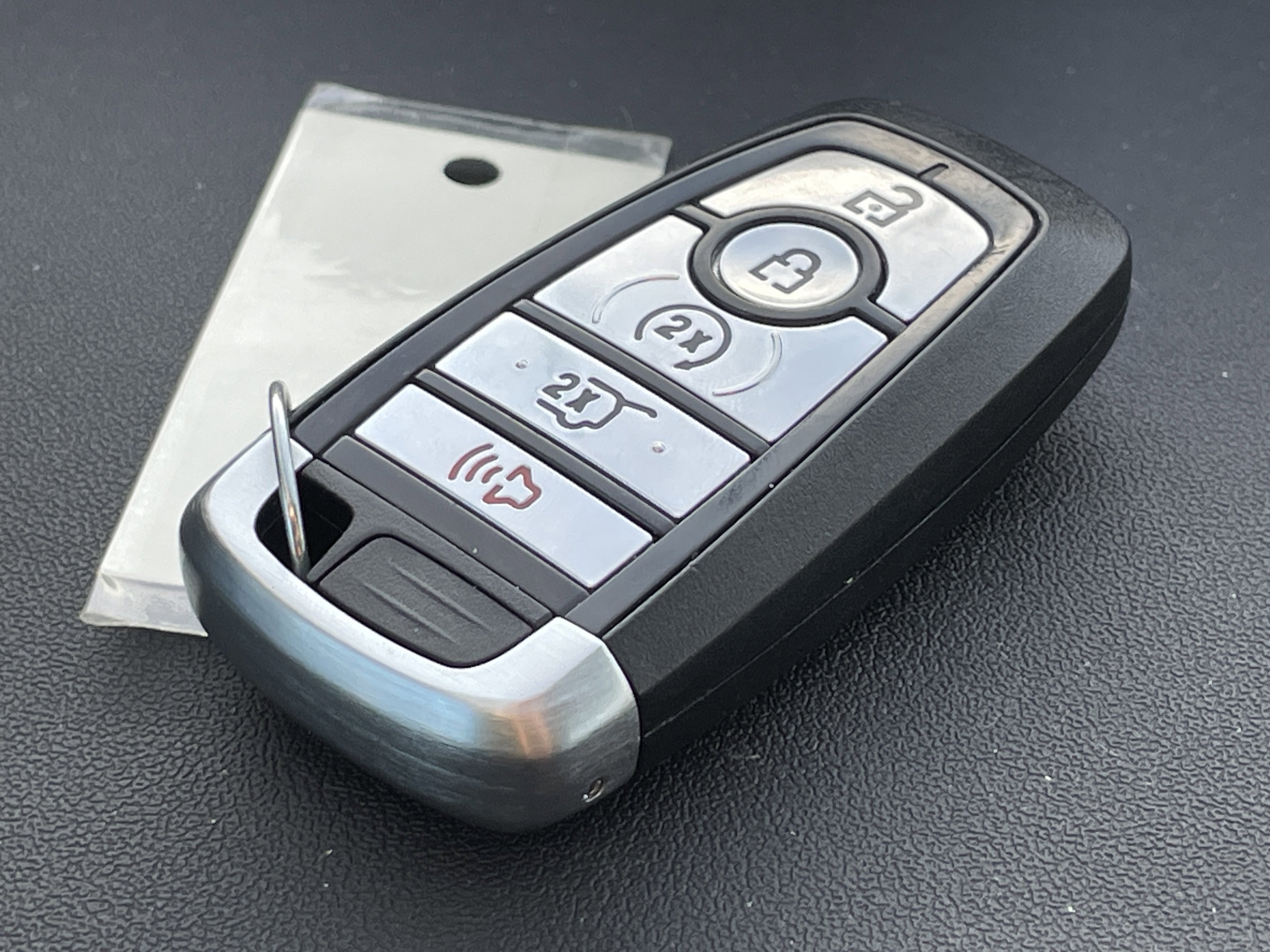 Certified 2025 Ford Expedition Max Platinum image 31