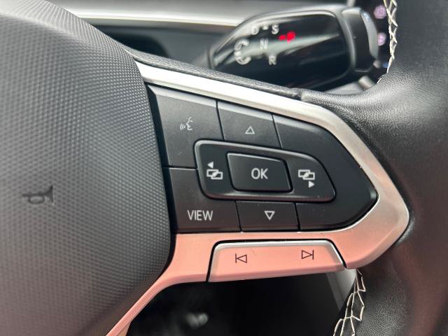 Used 2025 Volkswagen Tiguan SE AWD/4WD image 24