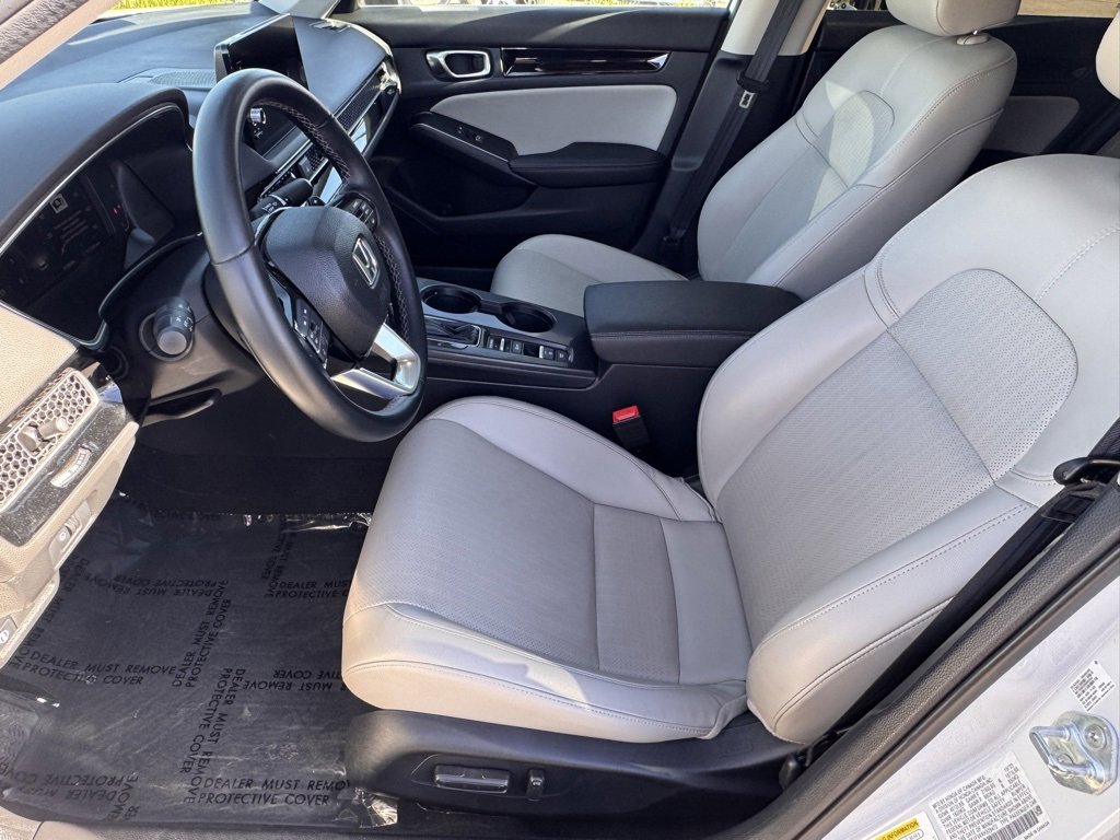 Used 2024 Honda Civic Touring image 17