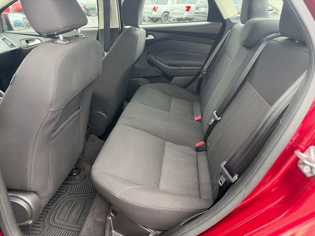 Certified 2017 Ford Focus SE FWD image 23