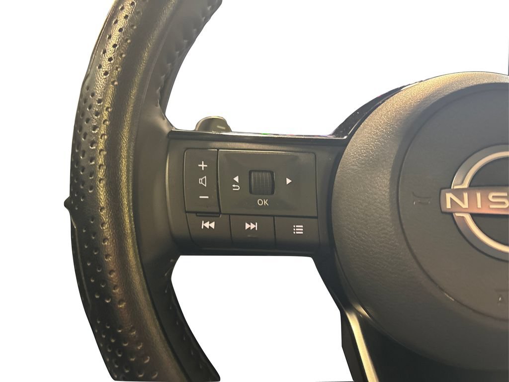 Used 2025 Nissan Pathfinder SL w/ SL Premium Package AWD/4WD image 34