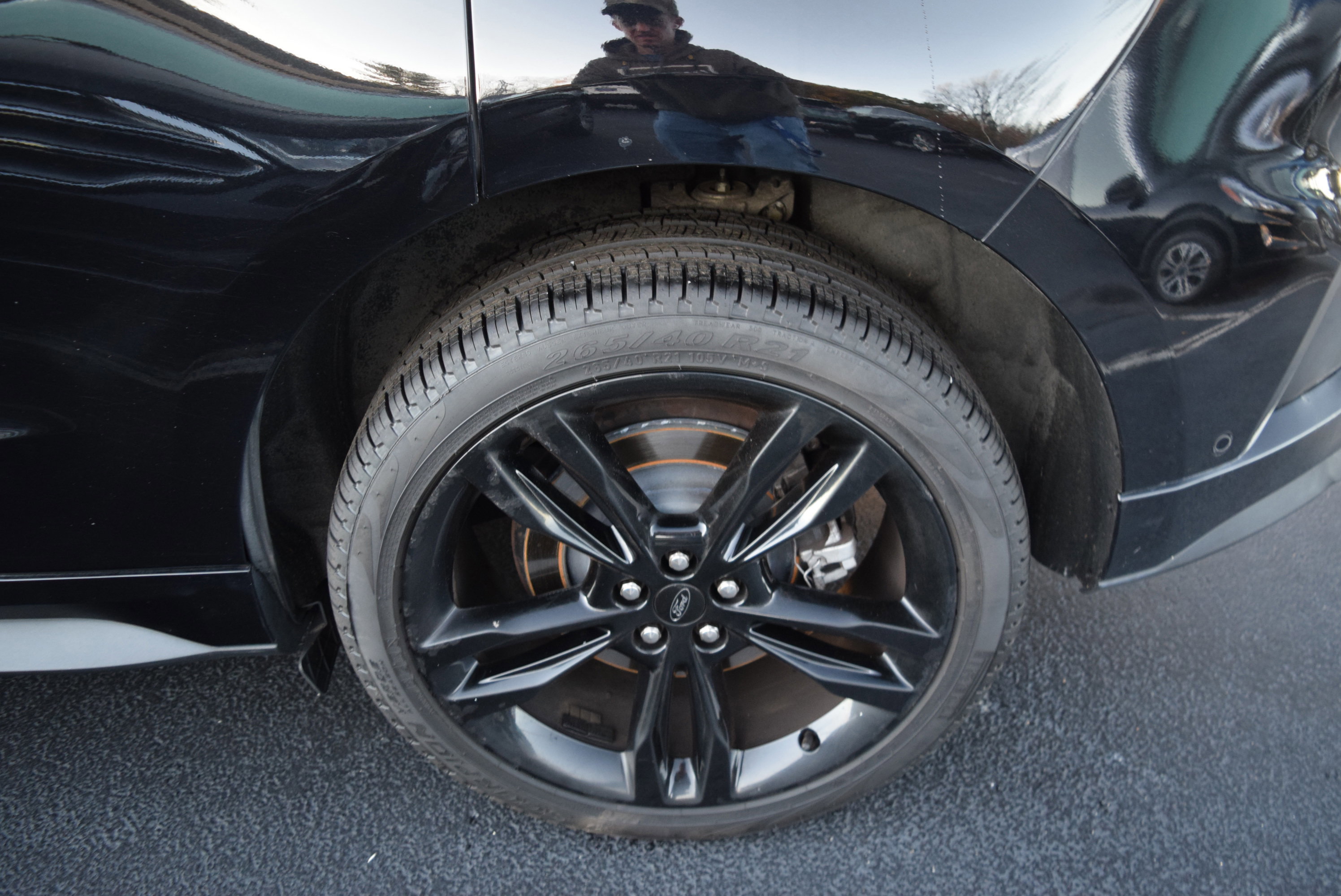 Certified 2019 Ford Edge ST w/ Equipment Group 401A image 6