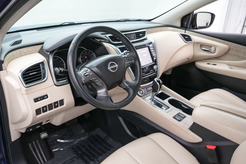Used 2023 Nissan Murano SV AWD/4WD image 12