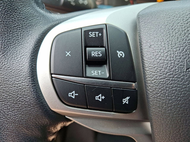 Certified 2022 Ford Explorer XLT w/ Equipment Group 202A image 17