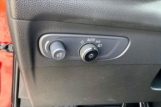 Used 2023 Buick Envision Preferred FWD image 31