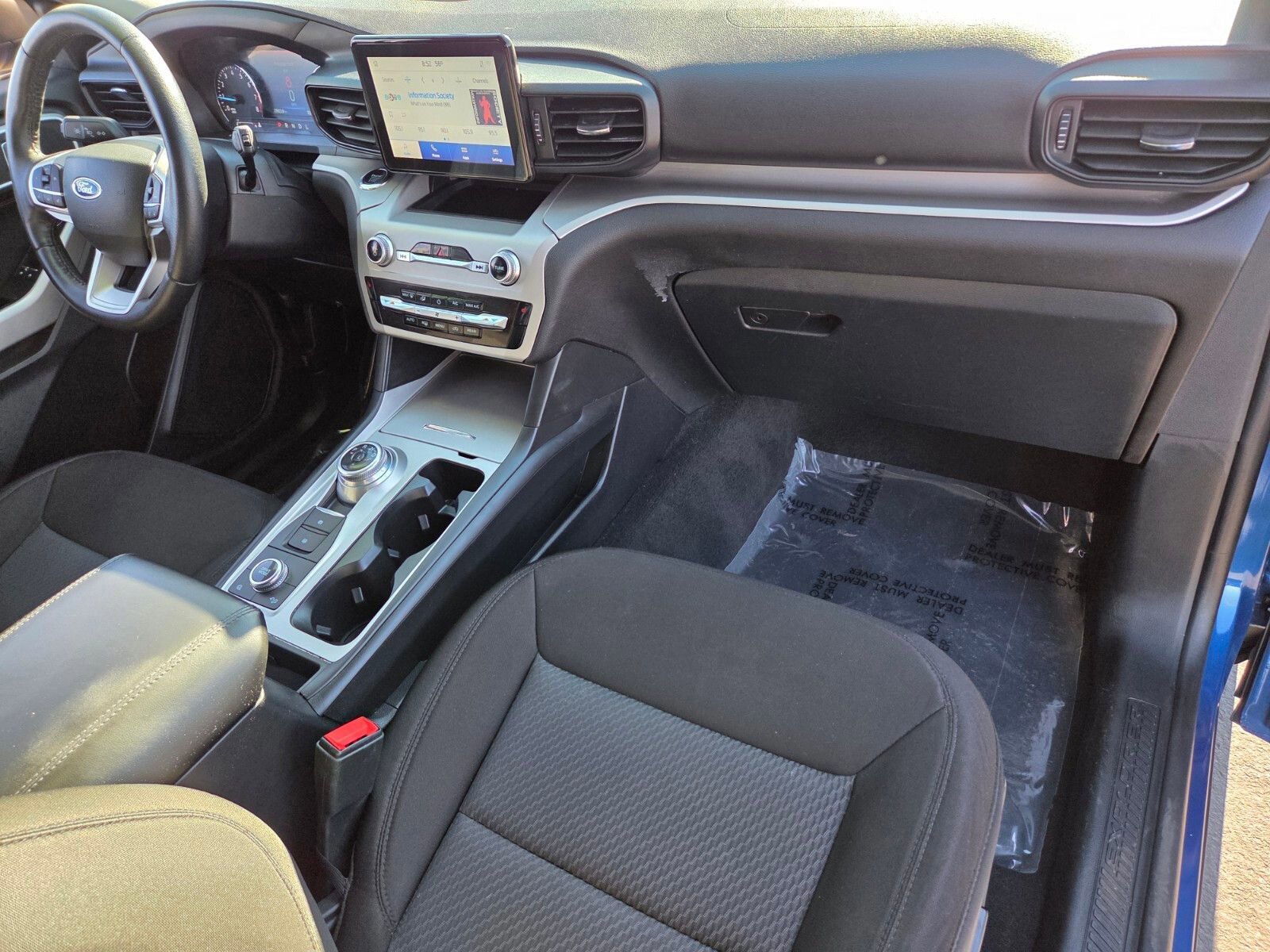 Certified 2023 Ford Explorer XLT AWD/4WD image 17