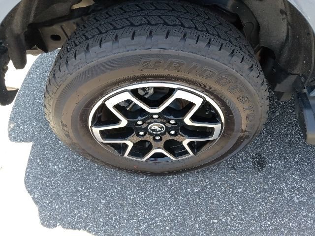 Certified 2025 Ford Bronco Outer Banks AWD/4WD image 4
