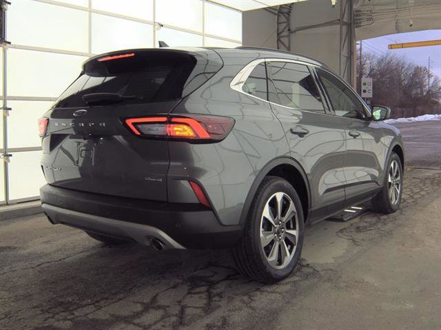 Certified 2025 Ford Escape Platinum image 4