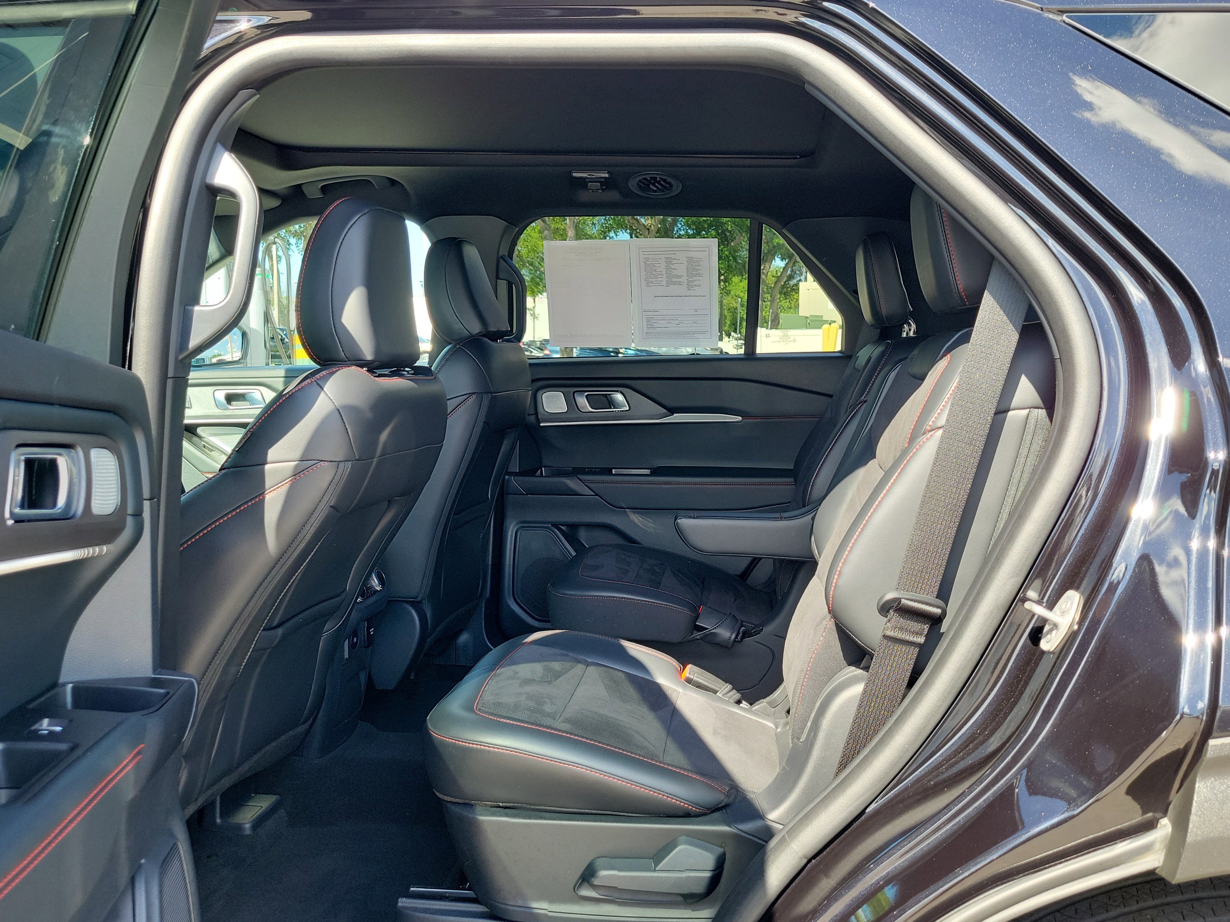 Certified 2025 Ford Explorer ST w/ Sun And Sound Package image 14