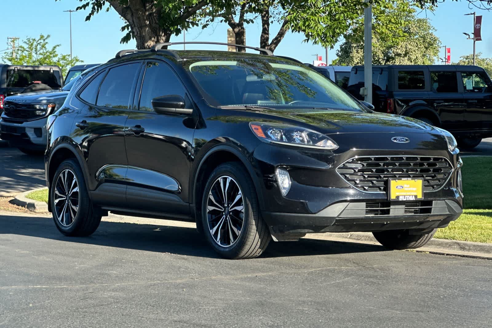 Certified 2022 Ford Escape SEL w/ SEL Stealth AWD Package image 9