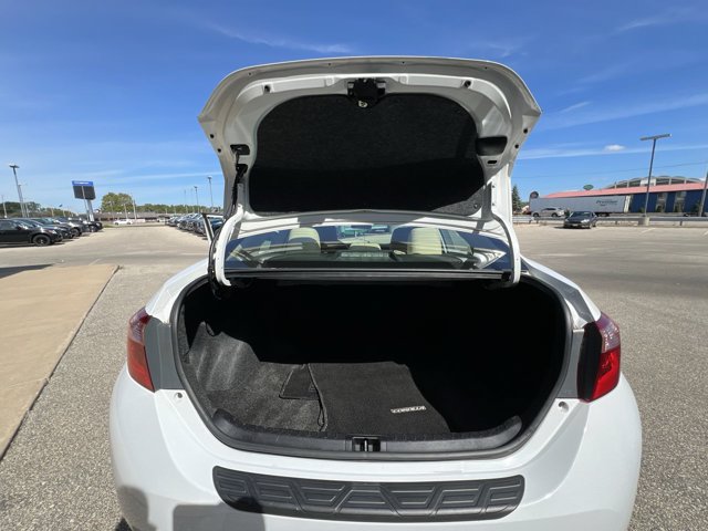 Used 2019 Toyota Corolla LE w/ Body Protection Package FWD image 22