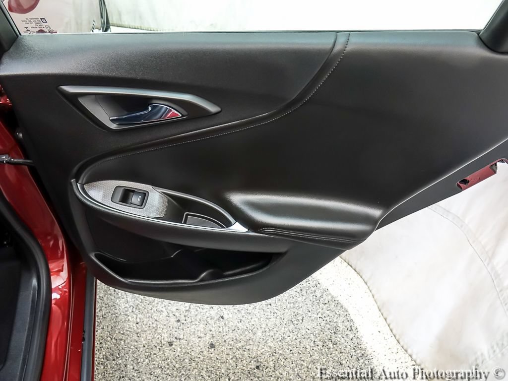 Used 2018 Chevrolet Malibu LT w/ Leather Package FWD image 24