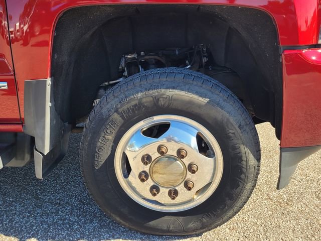 Used 2019 Chevrolet Silverado 3500 High Country w/ Duramax Plus Package image 12